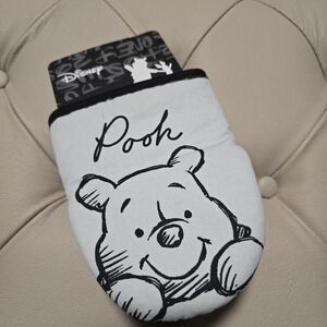 Disney Pooh 2 Pack Oversized Mini Mitts Black Grey New